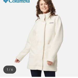 Columbia Women's Off-White Teddy Jacket
